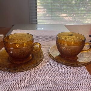 Bundle vintage Tiera Glass 2 cups 4 saucers, amber colored, no chips or cracks